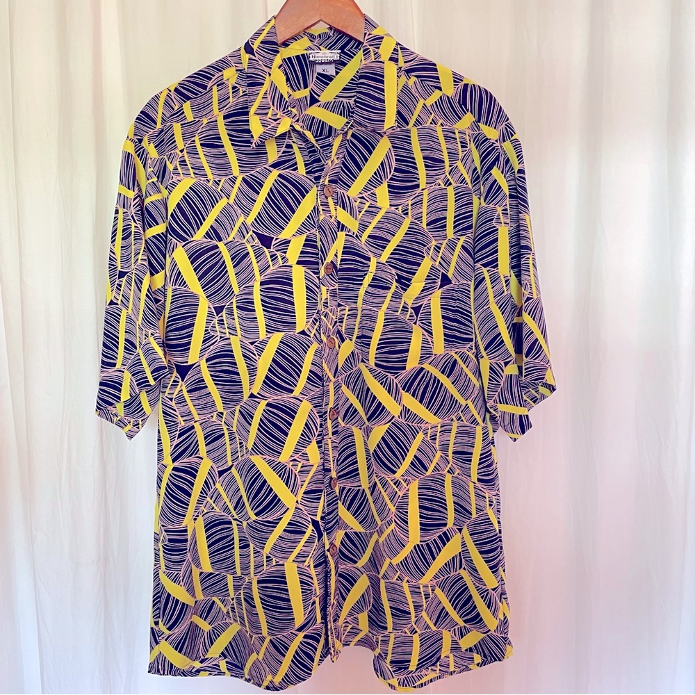 Manuheali'i Men's Aloha Button-Down, Citron Green & Deep Indigo, size XL